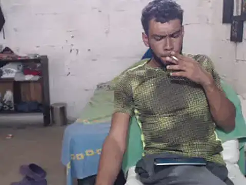 Snapshot of erik_alexander chatting on February 2025 08:00:01 PM erik alexander online show from February 2025 08:00:01 PM