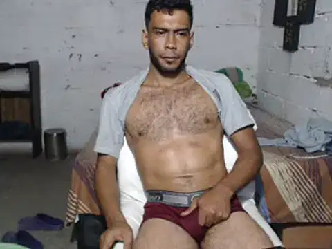 Snapshot of erik_alexander chatting on February 2025 03:45:01 AM erik alexander online show from February 2025 03:45:01 AM