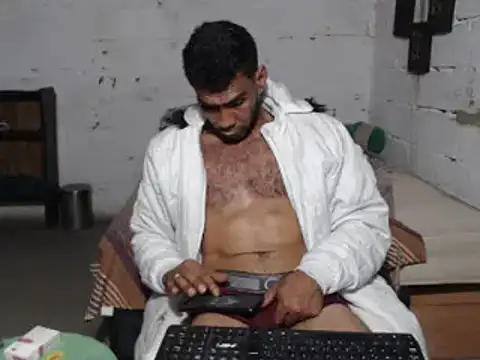 Snapshot of erik_alexander chatting on February 2025 06:22:02 AM erik alexander online show from February 2025 06:22:02 AM