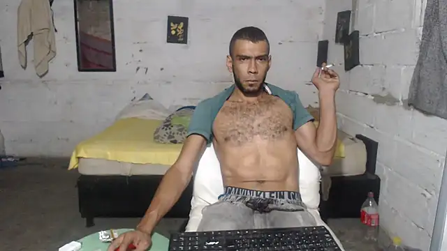 Snapshot of erik_alexander chatting on November 2025 04:57:01 AM erik alexander online show from November 2025 04:57:01 AM