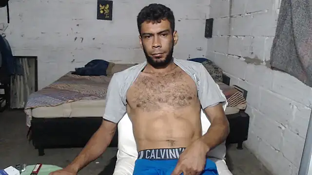 Snapshot of erik_alexander chatting on November 2025 03:11:01 AM erik alexander online show from November 2025 03:11:01 AM