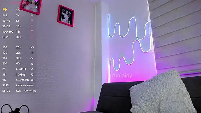 artmiaa online show from January 2026 01:25:02 PM