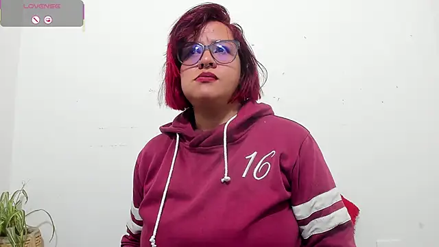 hazel 34 online show from March 2026 09:35:01 AM