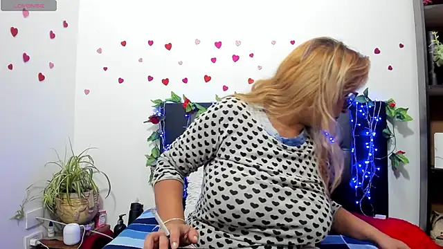 hazel 34 online show from October 2025 08:24:02 AM