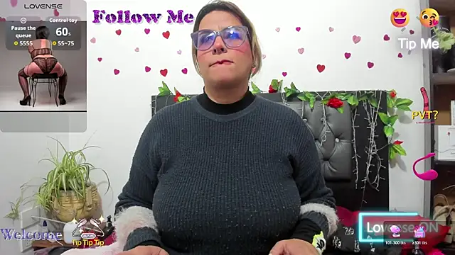 hazel 34 online show from November 2025 08:41:02 AM