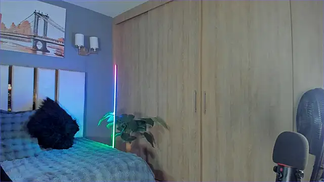 Bambi gurl online show from November 2025 12:22:01 AM