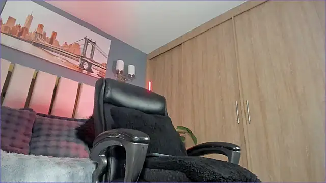 Bambi gurl online show from December 2025 01:38:02 AM