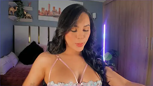 Bambi gurl online show from April 2026 01:09:02 AM