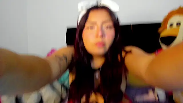 Charlotte cutee18 online show from June 2026 12:11:01 AM