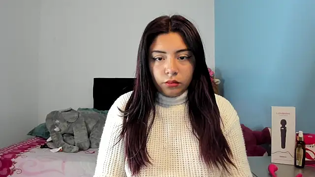 Charlotte cutee18 online show from June 2026 11:21:02 AM