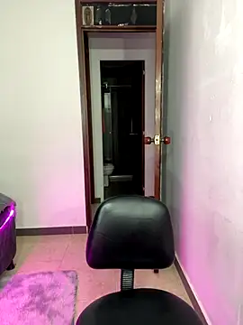 Charlotte cutee18 online show from September 2025 06:08:01 AM