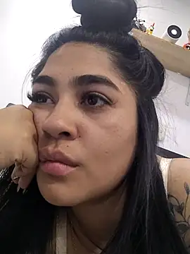 Charlotte cutee18 online show from October 2025 12:02:03 AM