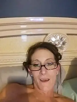 Longtoes45 online show from March 2025 03:13:02 AM