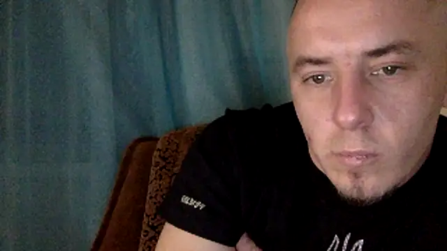 KristiDan online show from December 2025 07:02:01 PM