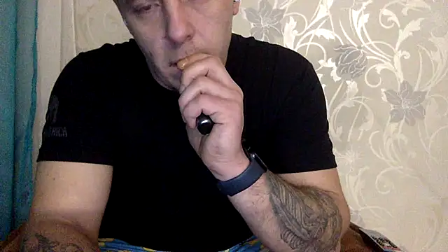 KristiDan online show from December 2025 09:42:01 PM