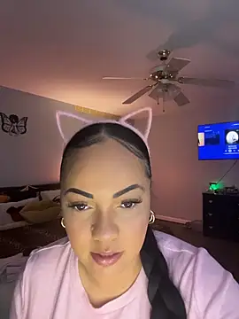 DestineeJayde online show from April 2026 03:18:02 AM
