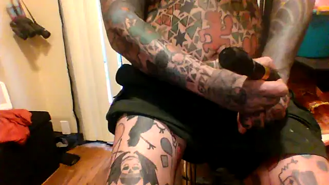 fukurbutt online show from April 2026 01:22:02 AM