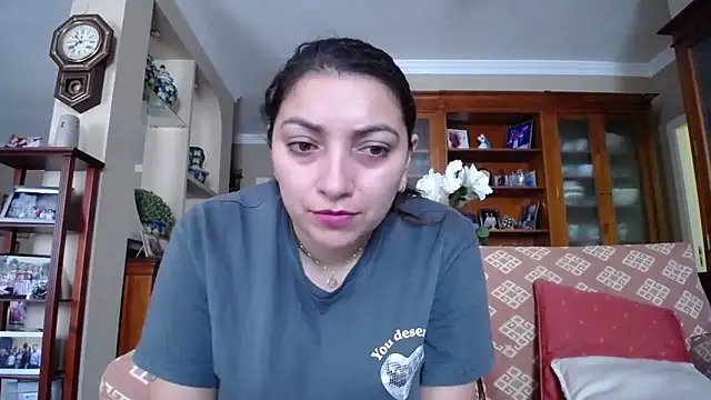 claudia online show from March 2026 10:26:02 AM