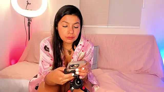 miaa daniels online show from November 2025 01:48:02 AM