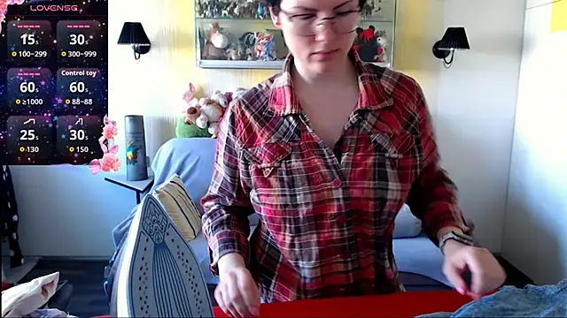 vaders daughter online show from May 2026 09:56:02 AM