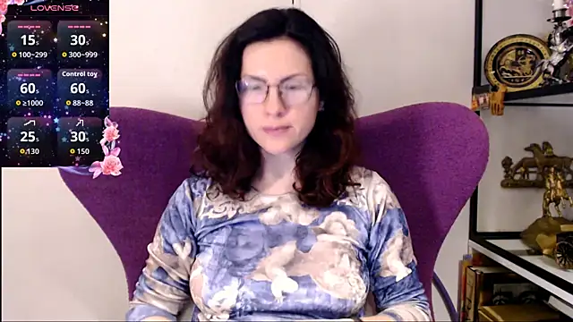 Snapshot of vaders_daughter chatting on May 2026 07:21:02 PM vaders daughter online show from May 2026 07:21:02 PM