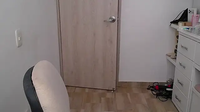 Barbie girl 69 online show from June 2026 06:06:01 PM