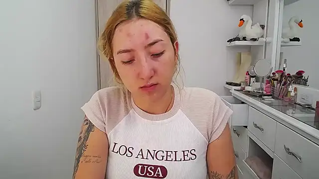 Barbie girl 69 online show from January 2026 02:09:02 PM