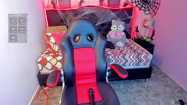 julieth love  online show from October 2025 12:59:02 PM