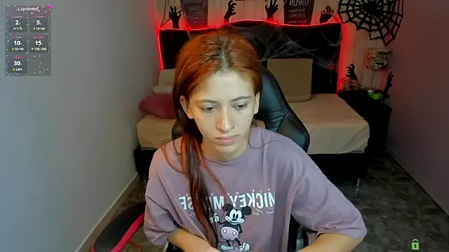 julieth love  online show from October 2025 01:10:02 PM