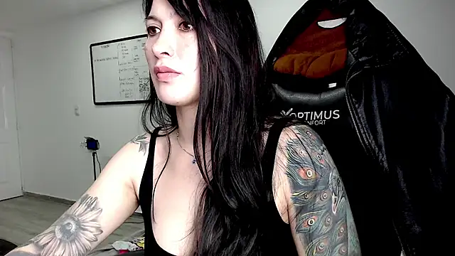 K329H online show from December 2025 01:19:02 AM