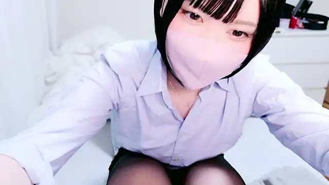 Snapshot of _HIKARU_ chatting on March 2025 10:13:02 AM HIKARU online show from March 2025 10:13:02 AM