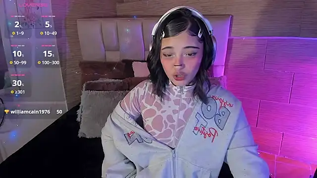 mia catt05 online show from June 2026 05:01:01 AM
