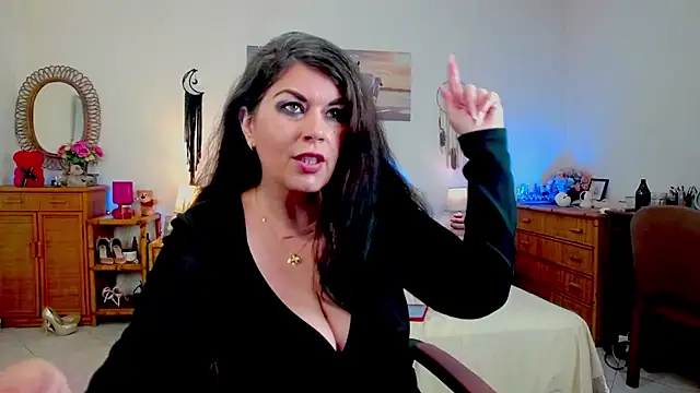 Snapshot of EllenGrace chatting on April 2026 08:40:02 AM EllenGrace online show from April 2026 08:40:02 AM