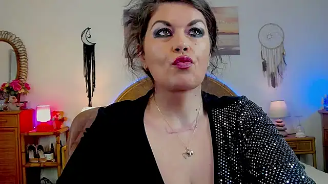 EllenGrace online show from April 2026 09:38:01 AM