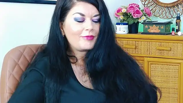 Snapshot of EllenGrace chatting on March 2025 09:53:02 PM EllenGrace online show from March 2025 09:53:02 PM
