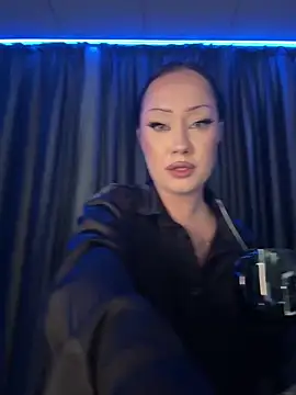 RollingGirls online show from October 2025 03:00:02 PM