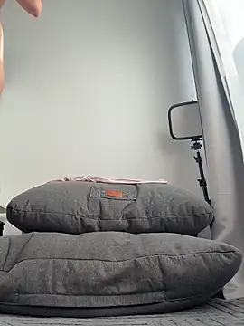 BellaGiaxx online show from April 2026 07:24:01 AM