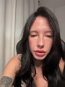 BellaGiaxx online show from December 2025 10:50:02 AM