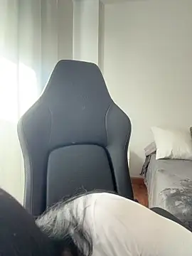 BellaGiaxx online show from December 2025 10:49:02 AM