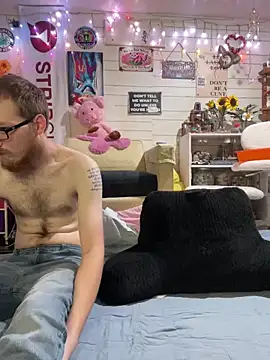 TrenaAnne online show from April 2026 02:32:02 PM