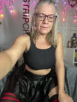 TrenaAnne online show from March 2026 03:41:02 PM