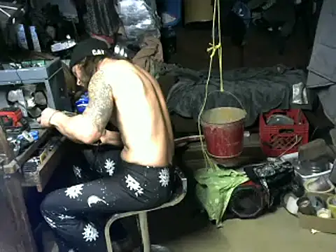 cdressupdiva online show from December 2024 05:50:02 AM