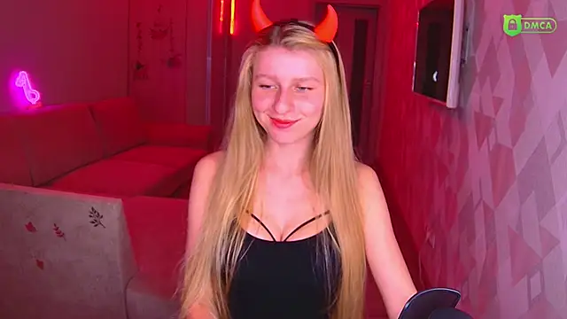 AmaliaQueen online show from October 2025 02:57:01 PM