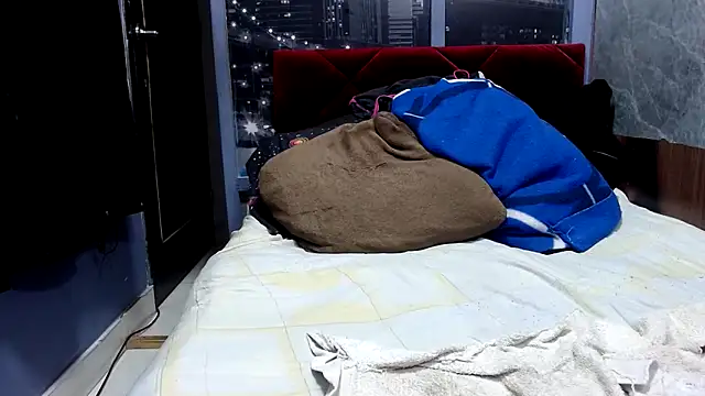 Nastylatinaxxx online show from April 2026 12:07:01 AM