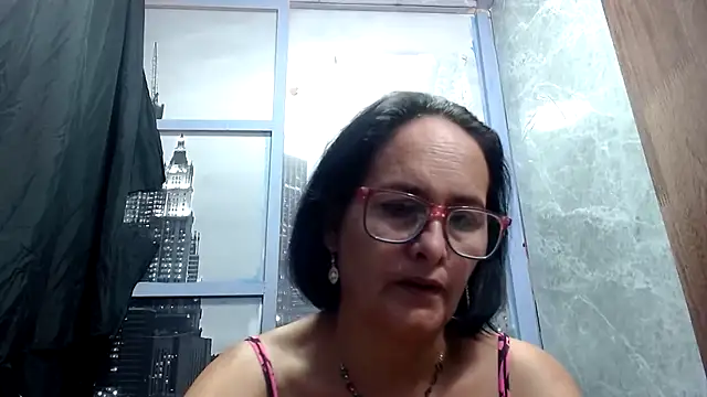 Nastylatinaxxx online show from October 2025 12:06:01 PM