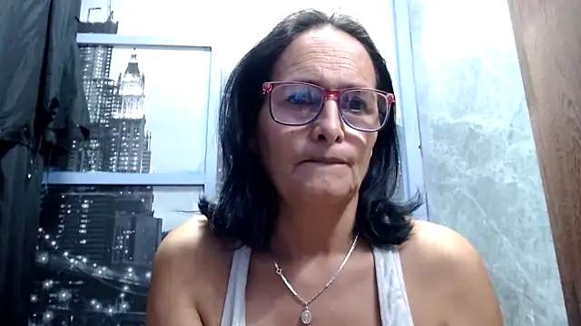 Nastylatinaxxx online show from April 2026 11:42:02 PM