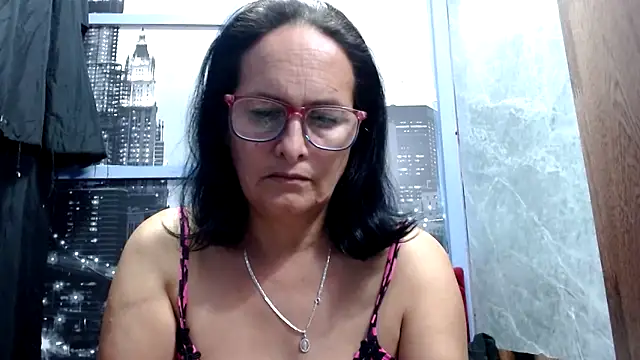 Nastylatinaxxx online show from May 2026 10:35:01 PM