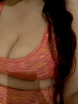 Zanoba-16 online show from November 2025 06:11:02 PM