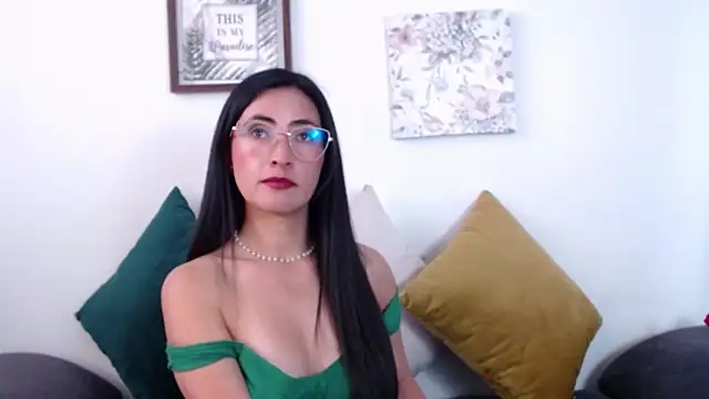 JainaRogers online show from July 2026 06:37:02 PM