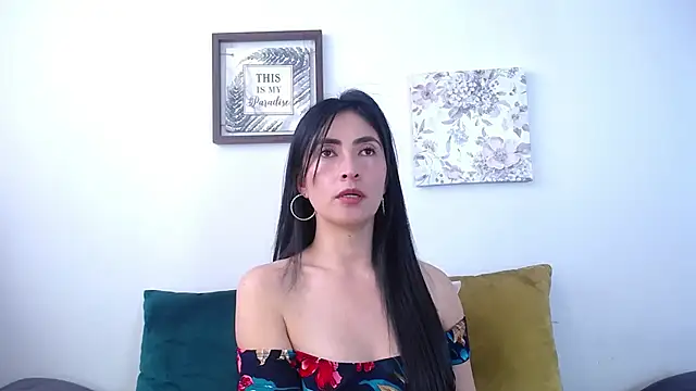 JainaRogers online show from May 2026 08:49:01 PM